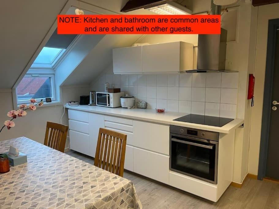 Lillehammer Guest House With Common Bath And Kitchen Esterno foto